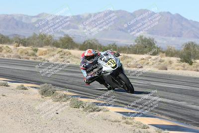 media/Dec-04-2025-Racers Edge (Thu) [[5ebc9f124d]]/3-B Group/3-Session 2 (Turn 7 Inside)/